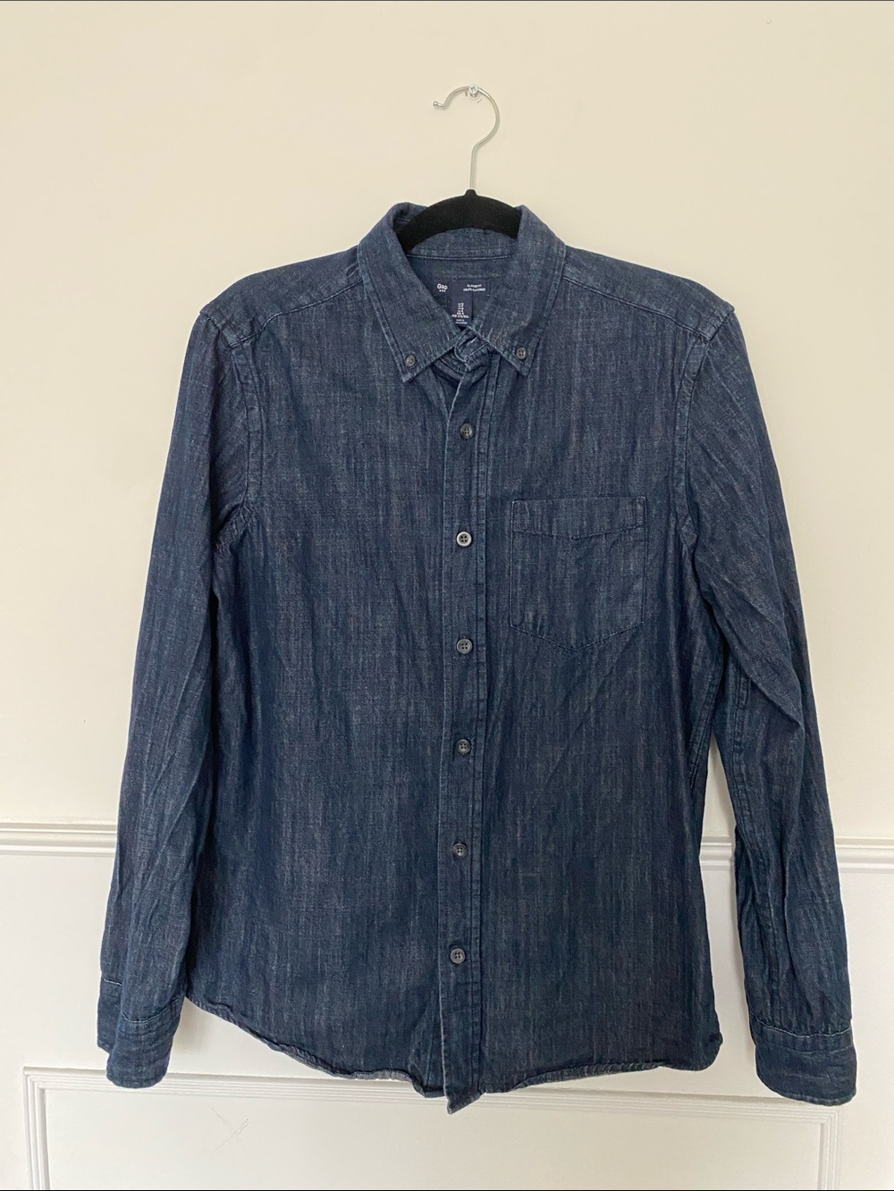 GAP Men's Indigo Button-Down Denim Shirt